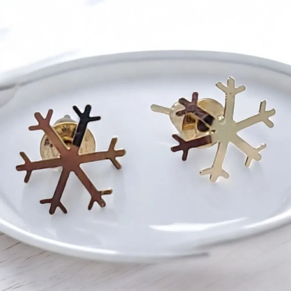 Holiday Earrings🎄Gold Snowflake Studs Festive Christmas Party Jewelry Winter